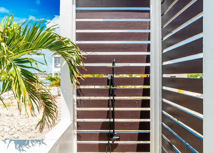 Cats Cradle And Mistico Club Boat Shuttle Villa